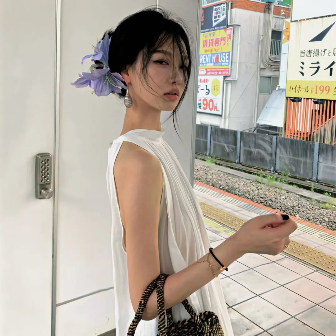 天降女帝她十分拽